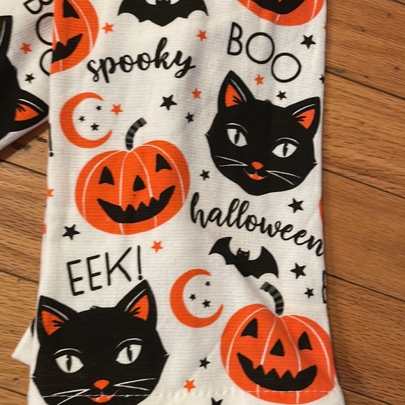 vintage high-end boutique mcm style
retro style kitchen cat - Picture 2 of 2